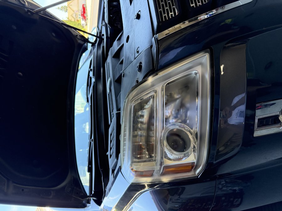 Same headlight crystal clear after CHR restoration